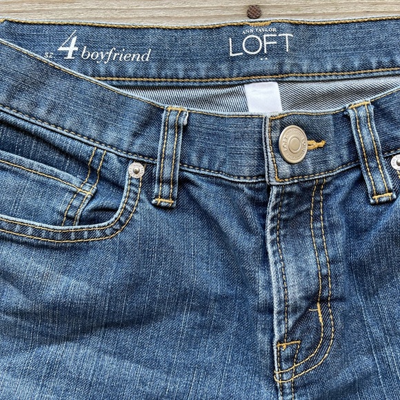 Ann Taylor LOFT Jeans - Boyfriend | Size 4 - Picture 3 of 8